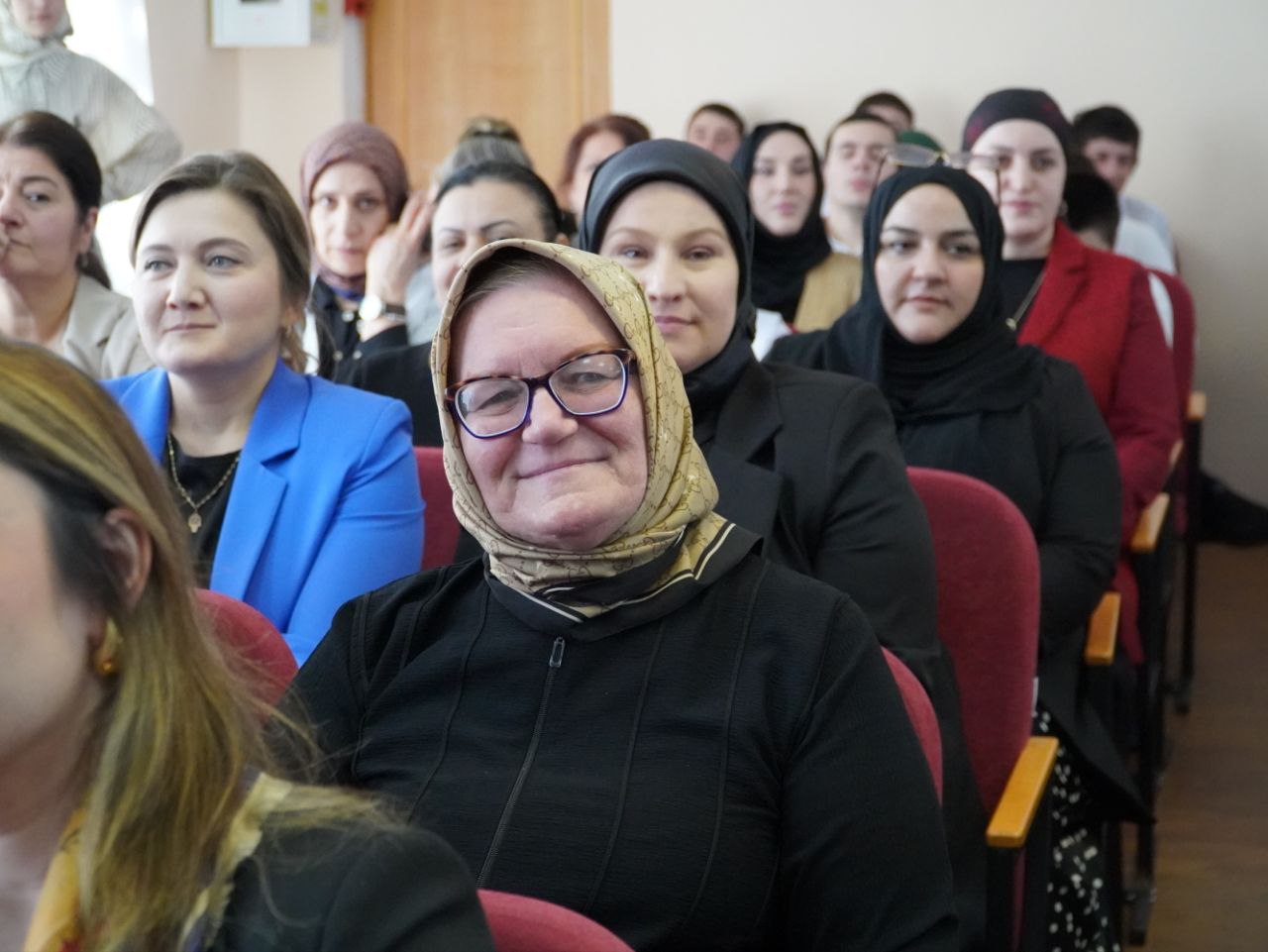 60 лет служения добру и профессионализму